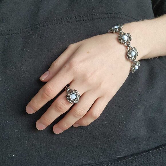 Vintage Medieval style light blue Romanov chainmail ring ✦ size 7 ✦ - Picture 6 of 9